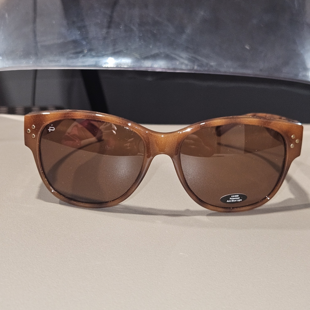 NWOT Prive Revaux The Prep C10 Womens Polarized Blu Light Sunglasses Brown CAT 3 - Picture 2 of 8